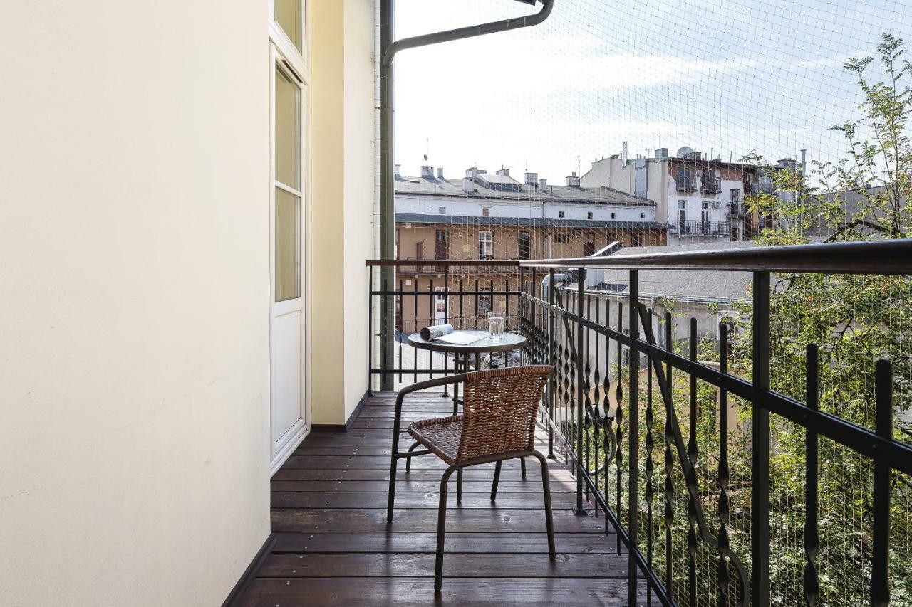 Apartments Cracow Miodowa By Renters Krakau Exterior foto